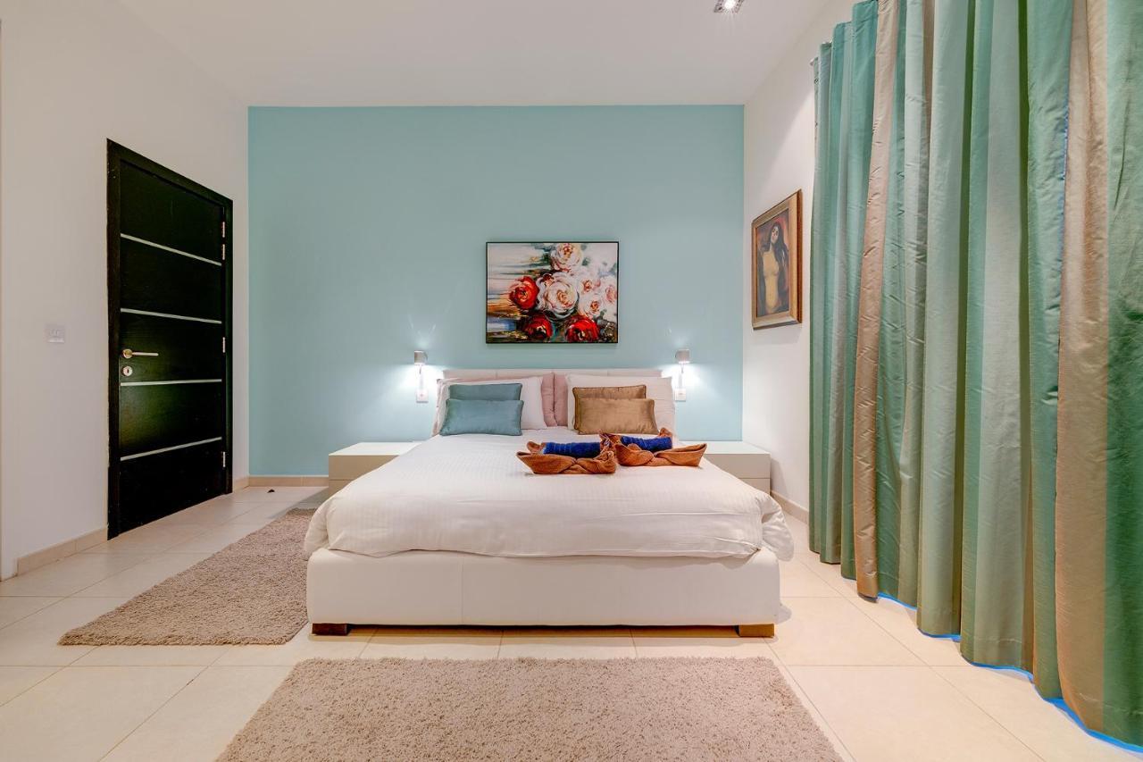 Seaside Oasis Your Own Private Getaway In St Julians Appartamento San Giuliano